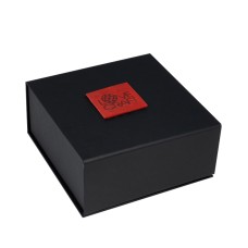 Преміум поножи LOVECRAFT червоні, натуральна шкіра, в подарунковій упаковці